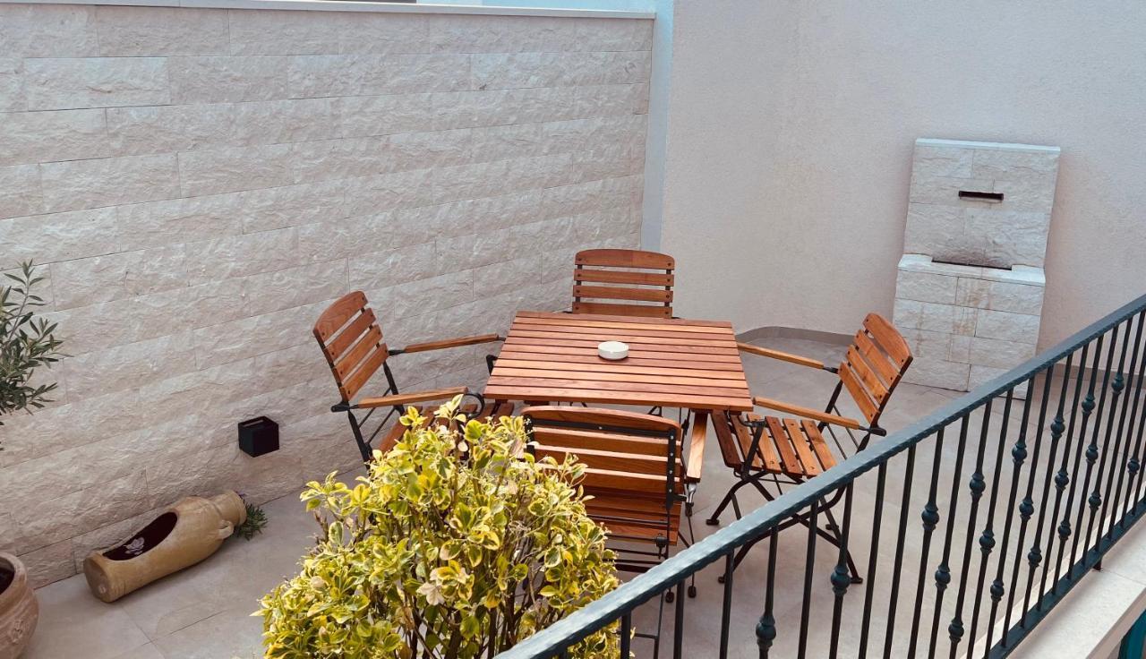 Croatica Apartments Цриквеница Экстерьер фото